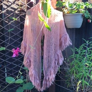 Vintage dusty rose shawl